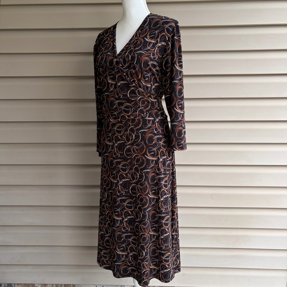 •Chico’s• Faux Wrap Geometric Pattern Knit Dress - Size Large - Picture 4 of 7